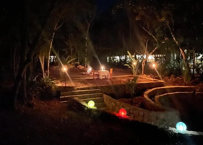 Glamping Bunga Lotus