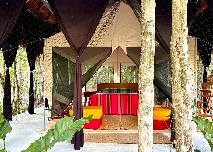 Glamping Bunga Lotus Camping