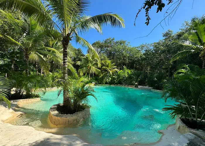 Glamping Bunga Lotus * Tulum